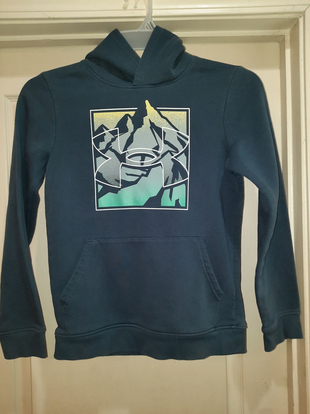 Under Armour Navy Hooded Sweatshirt with Mountain Graphic